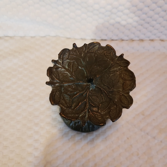 Heavy metal candle holder - Picture 6 of 6